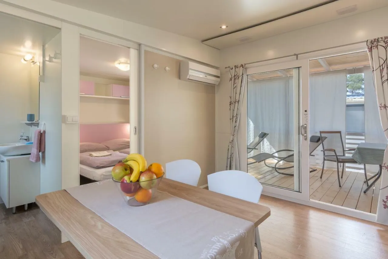 Mendula I - Mobile Home Biograd Na Moru
